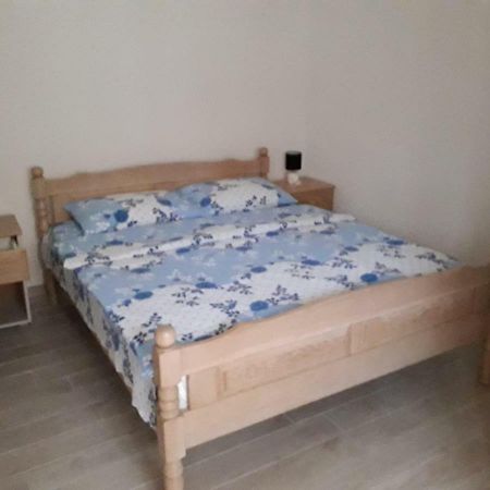 Apartmani Lamani 比比涅 外观 照片