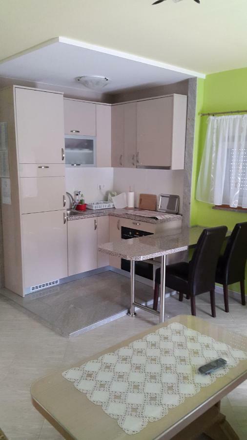 Apartmani Lamani 比比涅 外观 照片