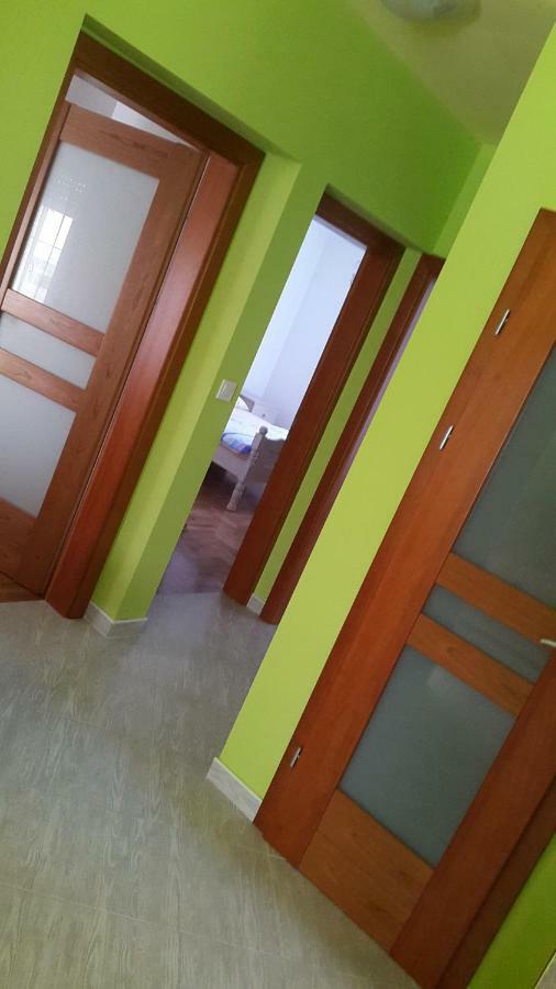 Apartmani Lamani 比比涅 外观 照片
